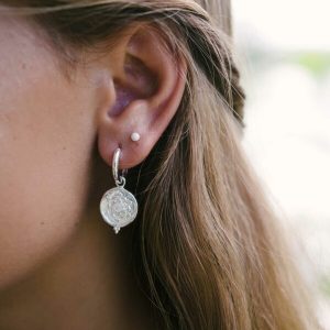 Dreaming Studs in Silver